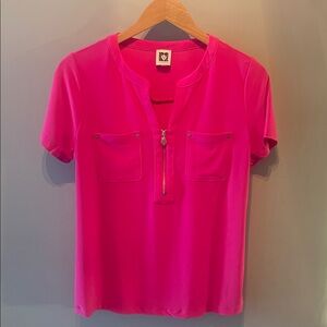 Anne Klein Fuchsia Short Sleeve Blouse with Zip Detail Size Medium